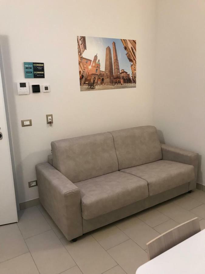 Time Out Aparthotel カザレッキオ・ディ・レーノ エクステリア 写真
