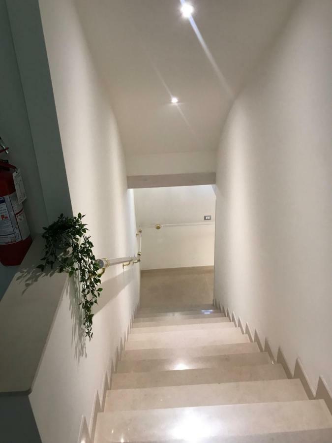 Time Out Aparthotel カザレッキオ・ディ・レーノ エクステリア 写真